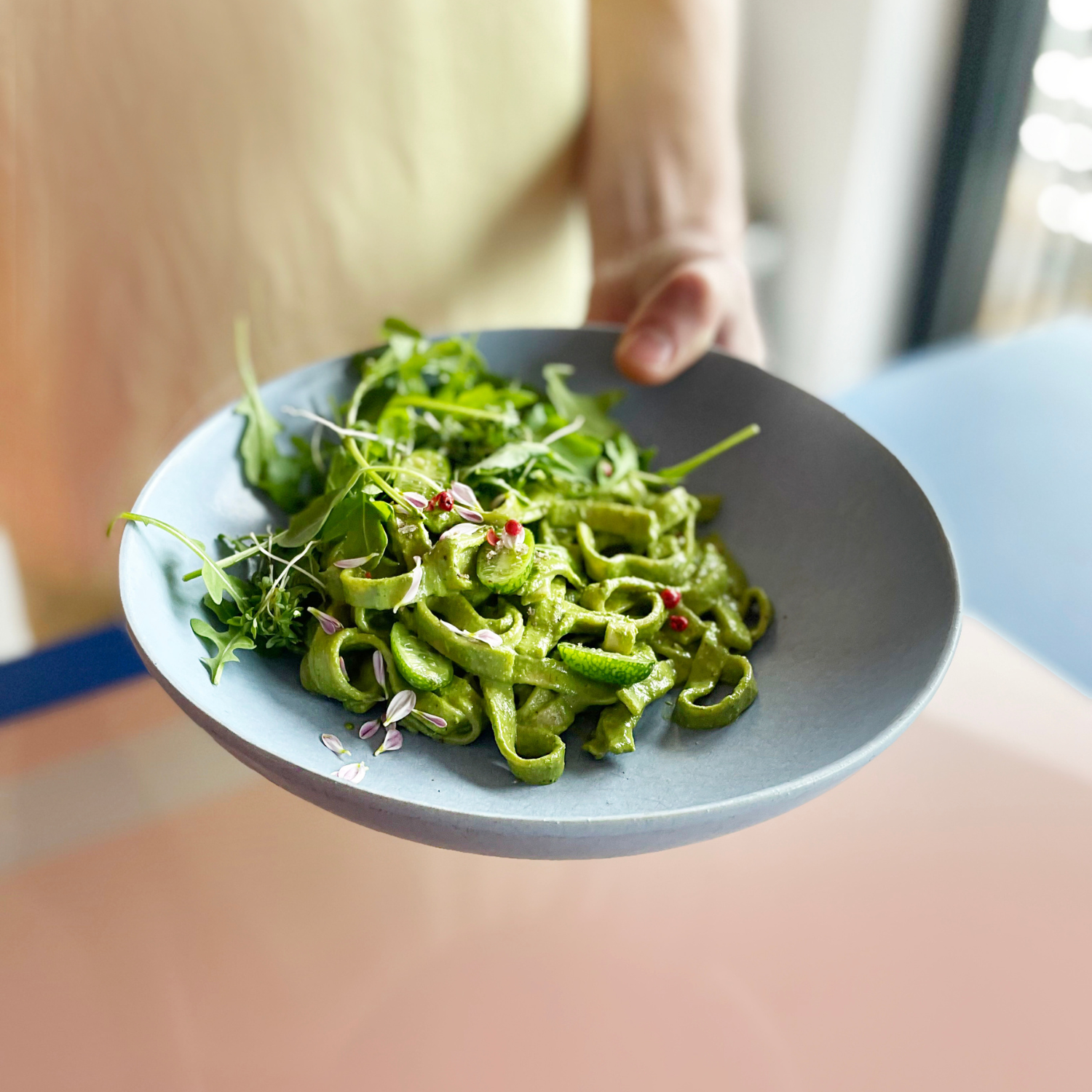 Ola's recept: verse kruiden spaghetti met rucola en carpers