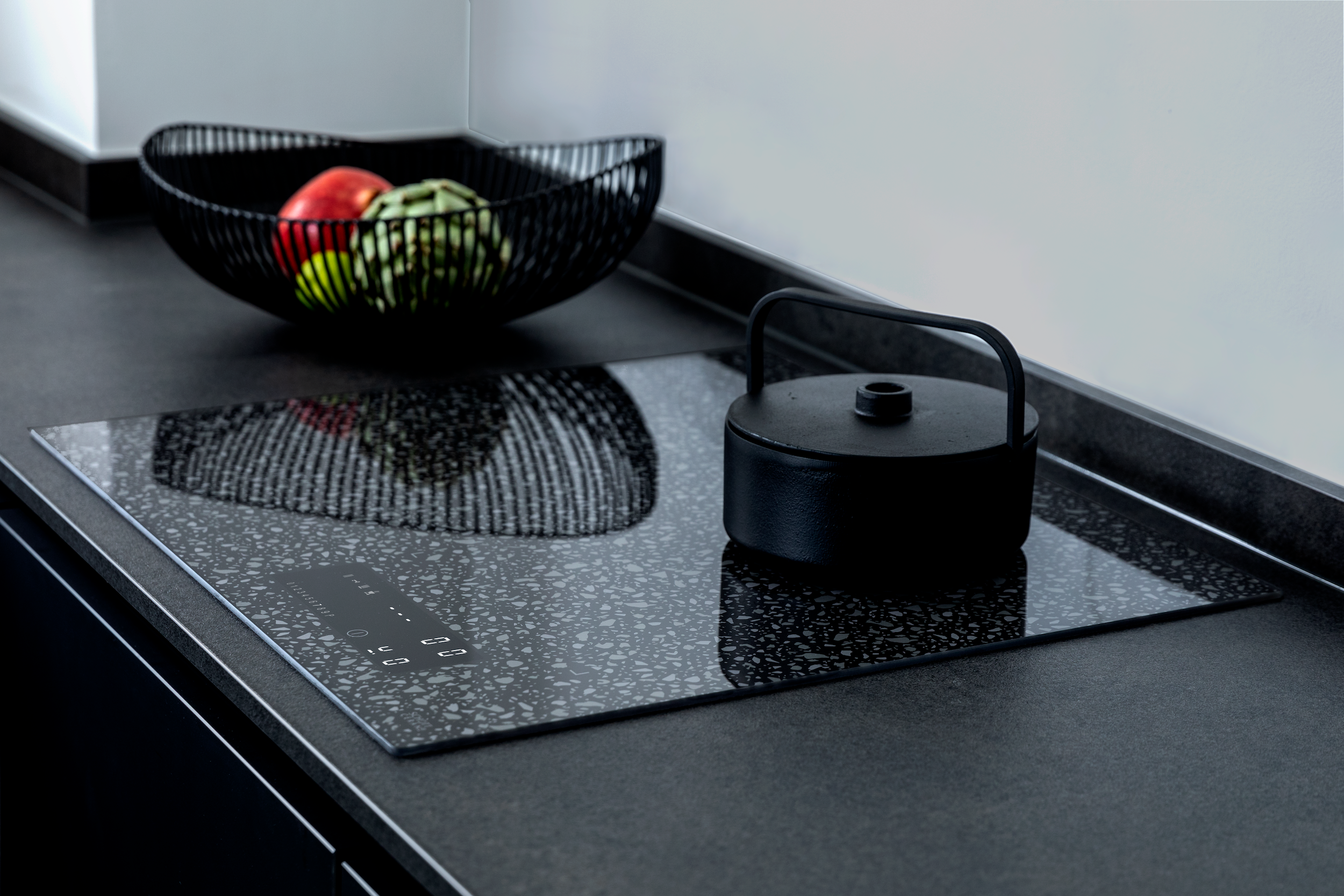 Makus Terrazzo Dark