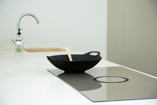 MAKUS Moon | Induction hob with extractor (90cm)