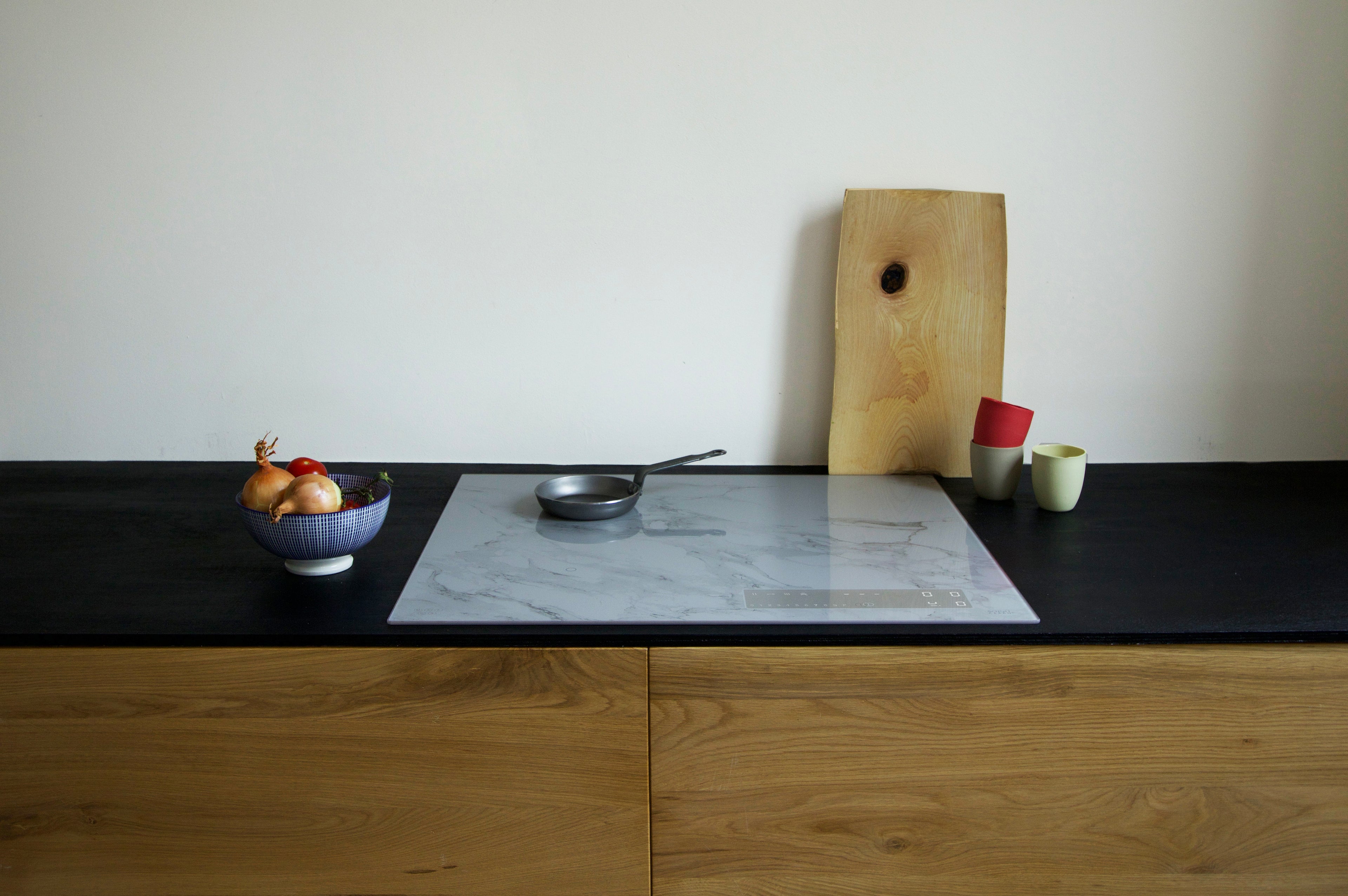 Makus Marble